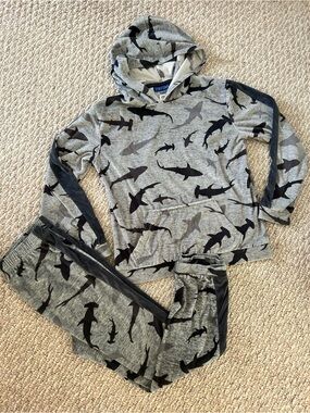 Saint Eve Kids Gray Hooded Lounge  Sleep set size M 10/12